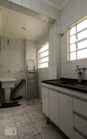 Apartamento à venda com 64m², 2 quartos e sem vagaCozinha