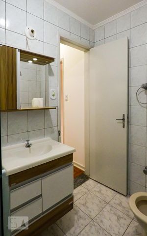 Apartamento à venda com 64m², 2 quartos e sem vagaBanheiro