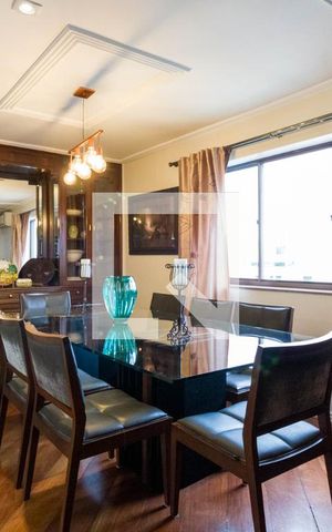 Apartamento à venda com 450m², 4 quartos e 4 vagas Apartamento à venda com 450m², 4 quartos e 4 vagasSala de Jantar