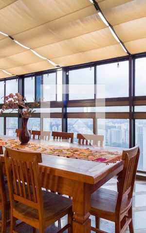 Apartamento à venda com 450m², 4 quartos e 4 vagas Apartamento à venda com 450m², 4 quartos e 4 vagasSala