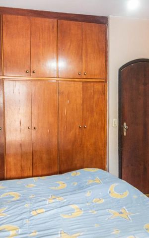 Casa à venda com 144m², 3 quartos e 2 vagas Casa à venda com 144m², 3 quartos e 2 vagasSuíte