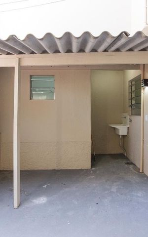 Casa para alugar com 50m², 1 quarto e sem vagaQuintal