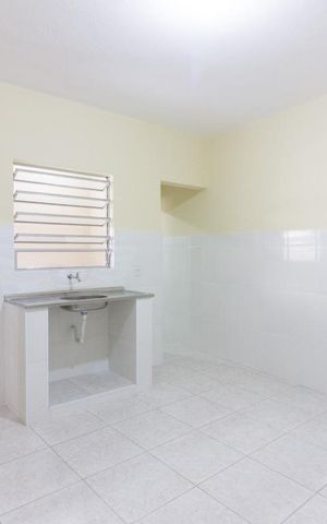 Casa para alugar com 50m², 1 quarto e sem vagaSala