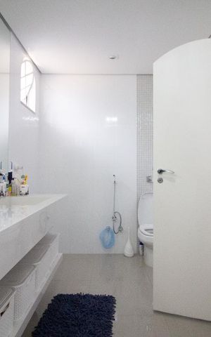 Casa de condomínio à venda com 300m², 3 quartos e 4 vagas Casa de condomínio à venda com 300m², 3 quartos e 4 vagassuite quarto 3