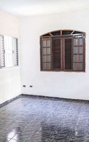 Casa para alugar com 70m², 1 quarto e sem vaga Casa para alugar com 70m², 1 quarto e sem vagaQuarto