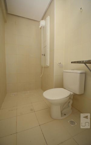 Apartamento para alugar com 55m², 2 quartos e 1 vagaBanheiro 2