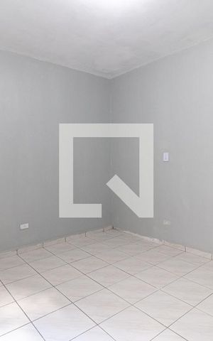 Casa para alugar com 40m², 1 quarto e sem vaga Casa para alugar com 40m², 1 quarto e sem vagaQuarto