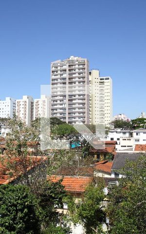 Casa à venda com 400m², 3 quartos e 3 vagasVista Quarto 1 