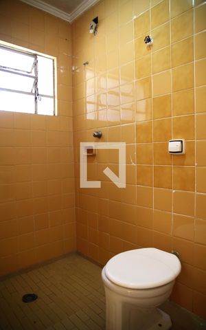 Casa à venda com 400m², 3 quartos e 3 vagasBanheiro de serviço