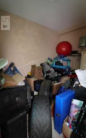 Casa à venda com 182m², 5 quartos e 5 vagasArea de depositos