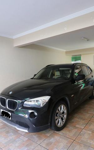 Casa à venda com 182m², 5 quartos e 5 vagas Casa à venda com 182m², 5 quartos e 5 vagasGaragem
