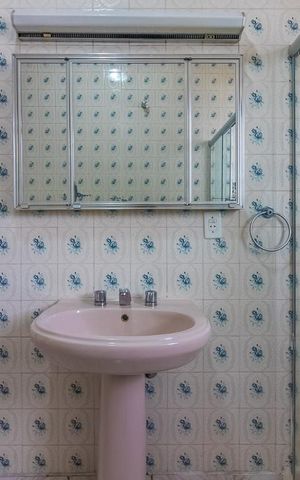Apartamento para alugar com 203m², 3 quartos e 3 vagas Apartamento para alugar com 203m², 3 quartos e 3 vagasPia do banheiro