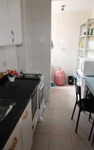 Apartamento à venda com 55m², 2 quartos e sem vagaCozinha