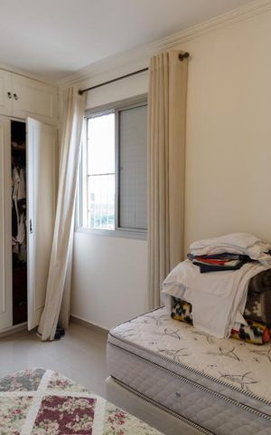 Apartamento à venda com 74m², 3 quartos e 2 vagas Apartamento à venda com 74m², 3 quartos e 2 vagasSuíte