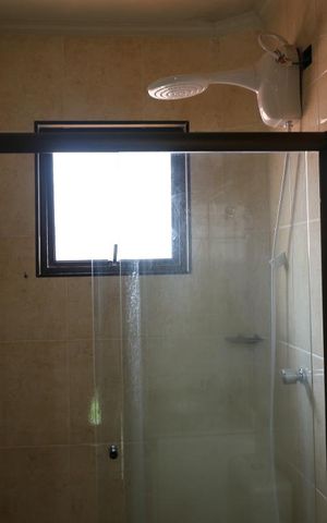 Casa de condomínio à venda com 100m², 3 quartos e 2 vagasbanheiro
