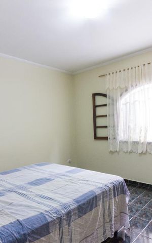 Casa à venda com 255m², 4 quartos e 3 vagasSuite