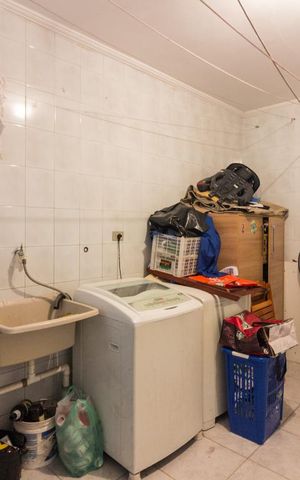 Casa à venda com 255m², 4 quartos e 3 vagasÁrea de Serviço