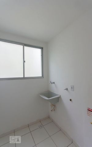 Apartamento para alugar com 45m², 2 quartos e 1 vaga Apartamento para alugar com 45m², 2 quartos e 1 vagaArea de serviço