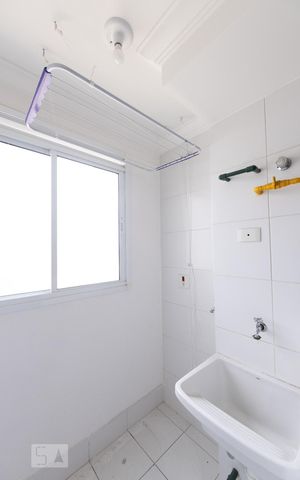 Apartamento à venda com 74m², 2 quartos e 1 vaga Apartamento à venda com 74m², 2 quartos e 1 vagaÁrea de Serviço