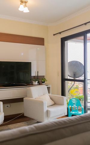 Apartamento à venda com 112m², 3 quartos e 2 vagas Apartamento à venda com 112m², 3 quartos e 2 vagasSala