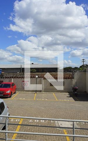 Apartamento para alugar com 50m², 2 quartos e 1 vaga Apartamento para alugar com 50m², 2 quartos e 1 vagaÁrea de Serviço - Vista