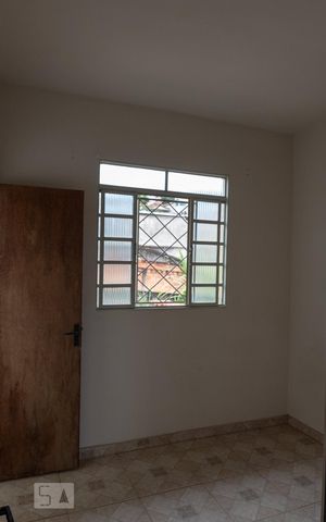 Casa de condomínio para alugar com 90m², 2 quartos e 2 vagas