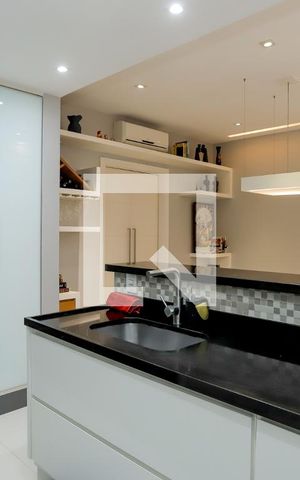 Apartamento para alugar com 95m², 3 quartos e sem vaga Apartamento para alugar com 95m², 3 quartos e sem vagaCozinha