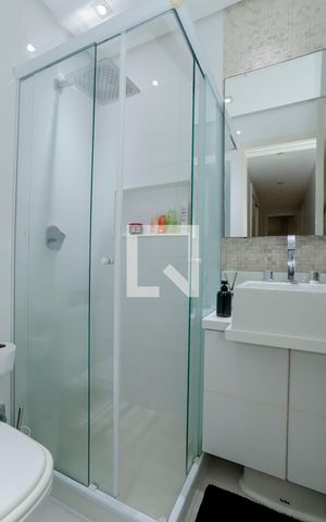 Apartamento para alugar com 95m², 3 quartos e sem vaga Apartamento para alugar com 95m², 3 quartos e sem vagaBanheiro Social
