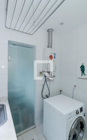Apartamento para alugar com 95m², 3 quartos e sem vaga Apartamento para alugar com 95m², 3 quartos e sem vagaÁrea de Serviço