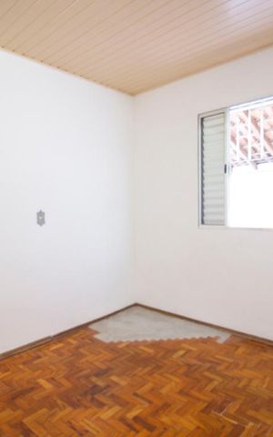 Casa à venda com 180m², 5 quartos e 2 vagasQuarto 3 - Suíte