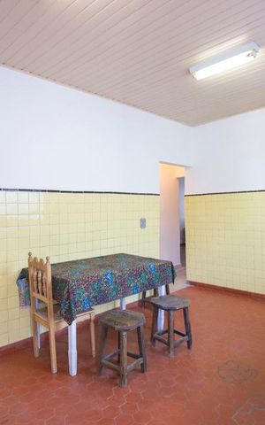 Casa à venda com 180m², 5 quartos e 2 vagasCozinha