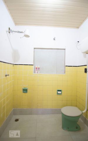 Casa à venda com 180m², 5 quartos e 2 vagasBanheiro Social
