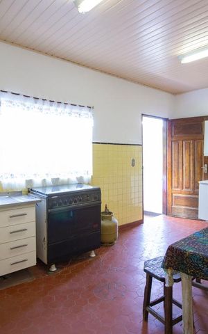Casa à venda com 180m², 5 quartos e 2 vagasCozinha