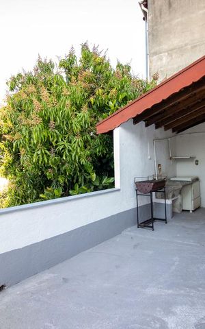 Casa à venda com 180m², 5 quartos e 2 vagasÁrea de Serviço