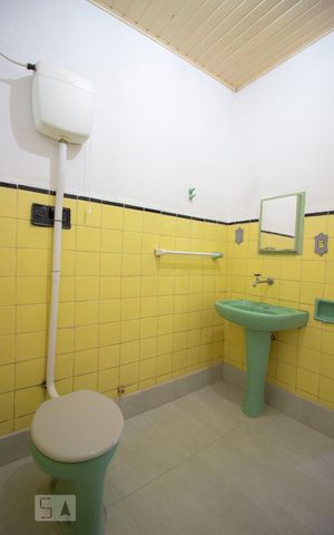 Casa à venda com 180m², 5 quartos e 2 vagasBanheiro Social
