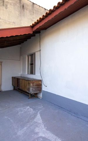 Casa à venda com 180m², 5 quartos e 2 vagasÁrea de Serviço