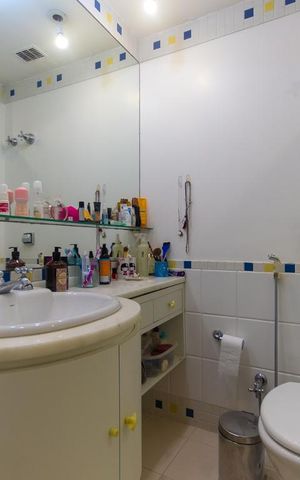 Apartamento à venda com 165m², 3 quartos e 1 vagaBanheiro da Suíte 2