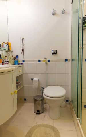Apartamento à venda com 165m², 3 quartos e 1 vagaDetalhe banheiro