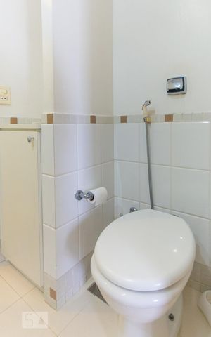 Apartamento à venda com 165m², 3 quartos e 1 vagaDetalhe banheiro