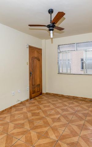 Apartamento à venda com 45m², 2 quartos e 1 vaga Apartamento à venda com 45m², 2 quartos e 1 vagaSala