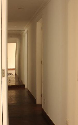 Apartamento para alugar com 131m², 3 quartos e 2 vagasCorredor