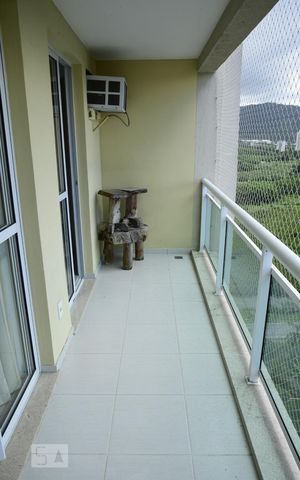 Casa de condomínio à venda com 115m², 3 quartos e 2 vagasVaranda do Quarto 2 e 3