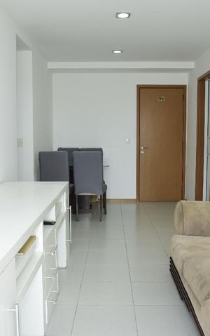 Casa de condomínio à venda com 115m², 3 quartos e 2 vagasSala