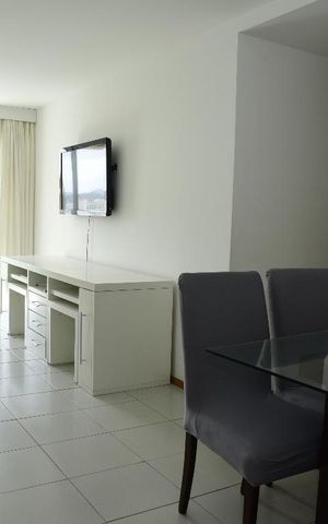 Casa de condomínio à venda com 115m², 3 quartos e 2 vagasSala