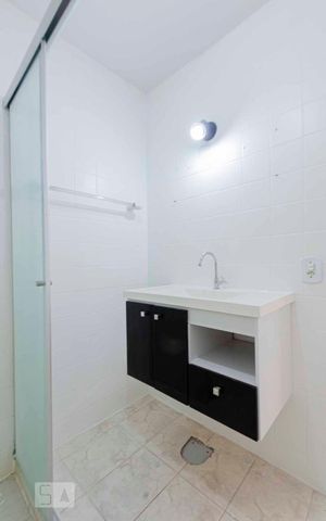 Apartamento à venda com 72m², 2 quartos e 1 vagaBanheiro