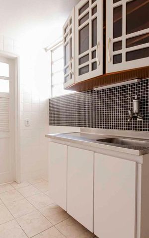 Apartamento à venda com 72m², 2 quartos e 1 vagaCozinha