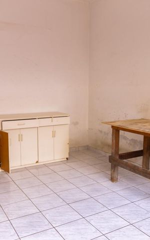 Casa à venda com 250m², 4 quartos e 4 vagas Casa à venda com 250m², 4 quartos e 4 vagasÁrea do Quintal