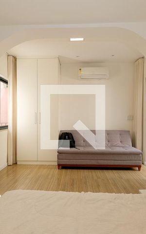 Casa à venda com 440m², 3 quartos e 1 vaga Casa à venda com 440m², 3 quartos e 1 vagaSuíte