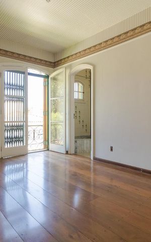 Casa para alugar com 650m², 4 quartos e 8 vagas Casa para alugar com 650m², 4 quartos e 8 vagasSuíte 03