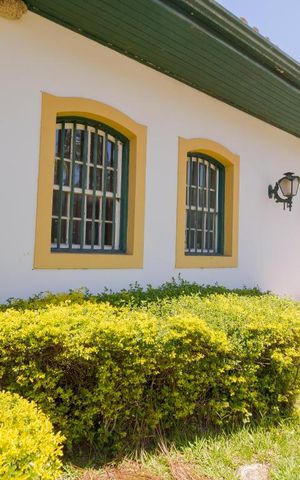 Casa para alugar com 650m², 4 quartos e 8 vagas Casa para alugar com 650m², 4 quartos e 8 vagasFachada
